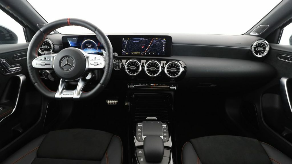 Thumbnail von Mercedes-Benz A 35 AMG 4M