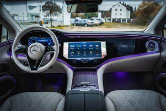 Thumbnail von Mercedes-Benz EQS 580 AMG + HYPERSCREEN