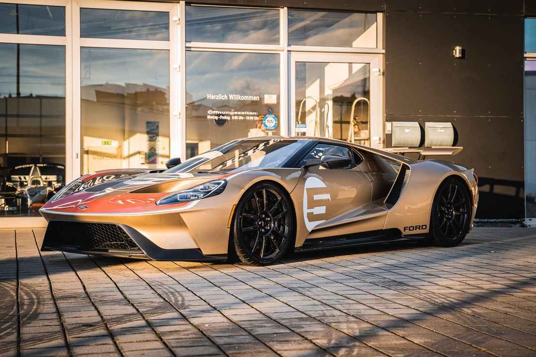 Ford GT HERITAGE EDITION LIMITED