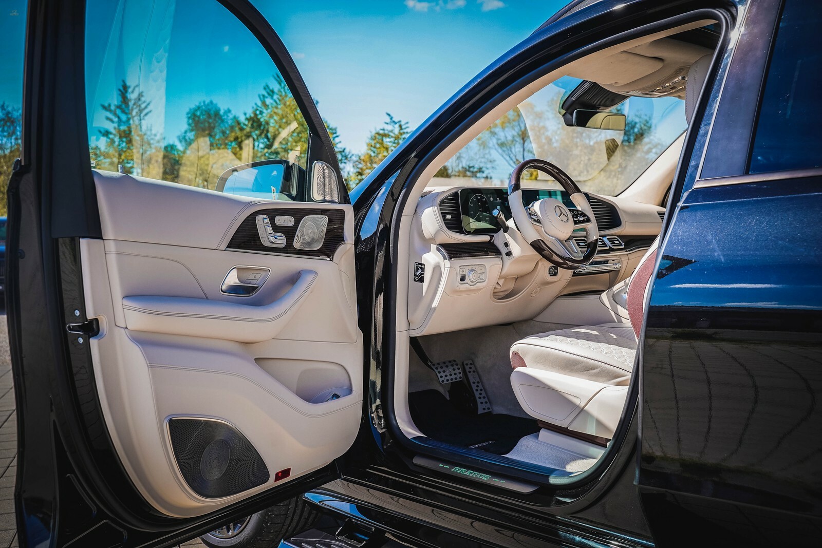 Thumbnail von Maybach GLS 800 BRABUS CARBON 3D