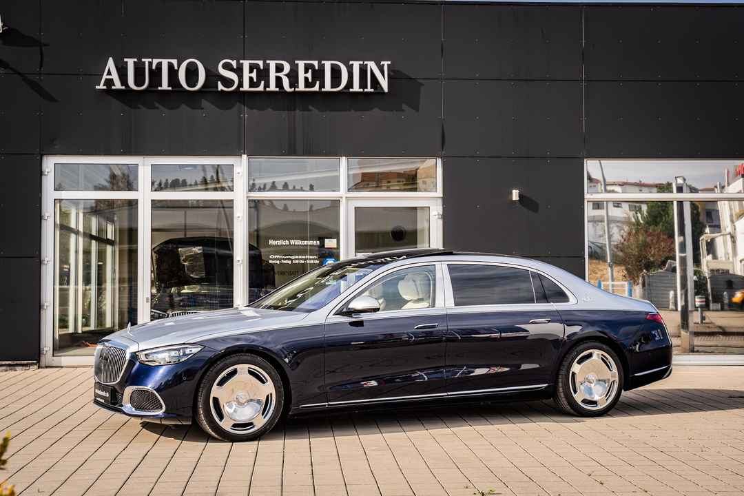 Maybach S580 4M DUO TONE + GREY INTERIOR