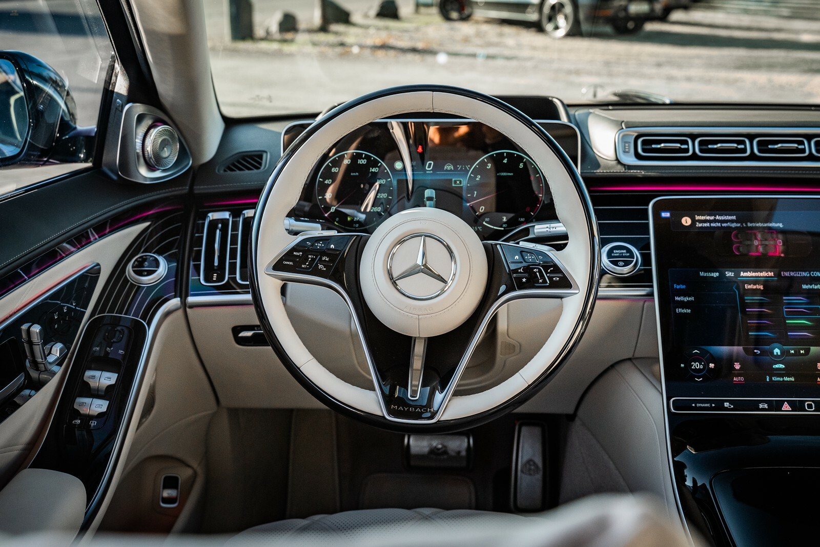 Thumbnail von Maybach S680 4M High End Interior+4 SEATS