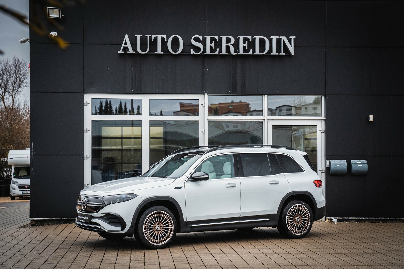 Mercedes-Benz EQB 350 4M EDITION ONE AMG LINE