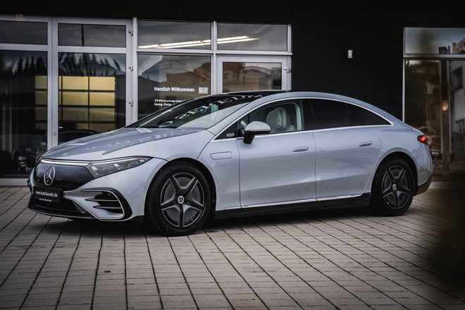 Mercedes-Benz EQS  580 AMG + HYPERSCREEN