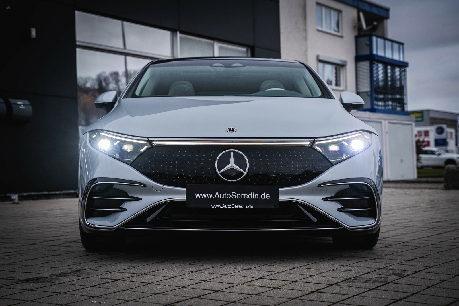 Thumbnail von Mercedes-Benz EQS  580 AMG + HYPERSCREEN