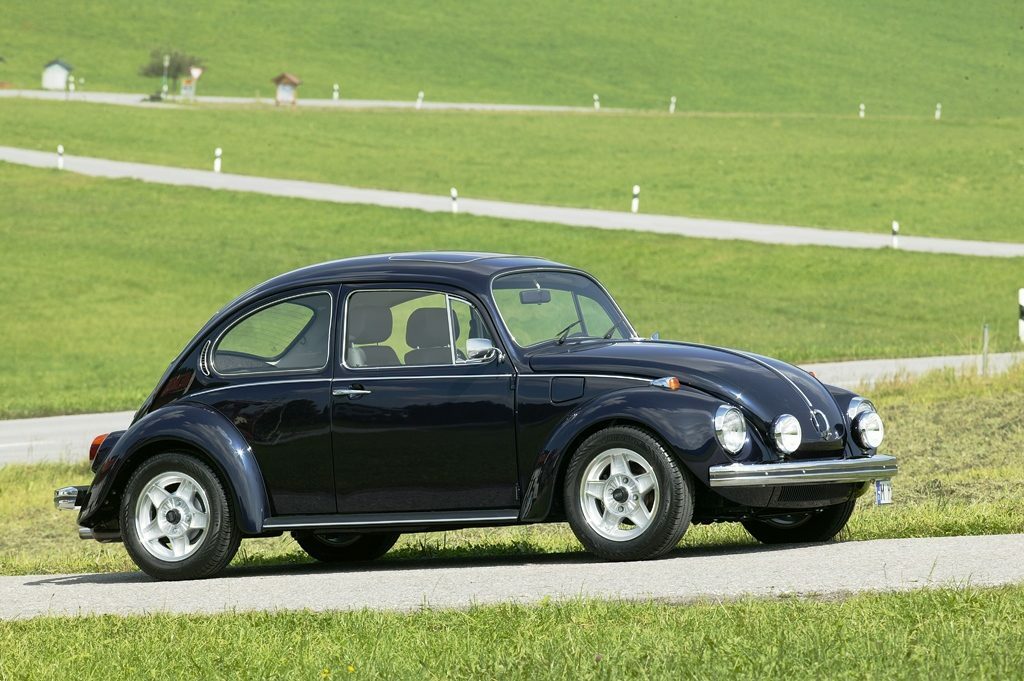 Käfer Limuzína 1302 s výklopnou střechou