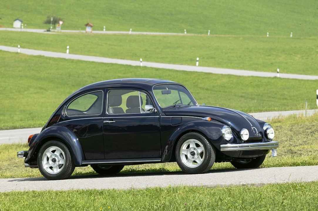 Coccinelle Limousine 1302 avec toit ouvrant