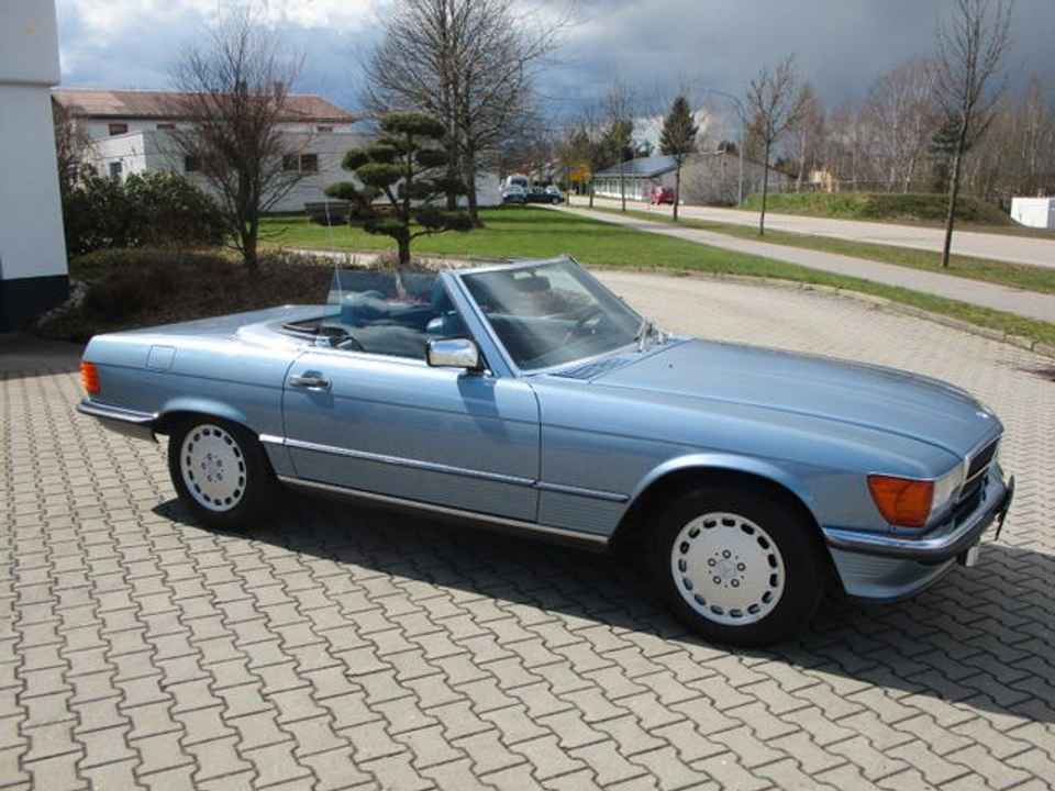 Mercedes-Benz SL 300