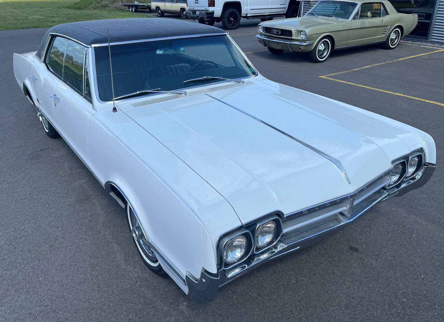  1966 Oldsmobile Cutlass 4-Dood Hardtop 330cui Automatik TÜV/H-Gutachten