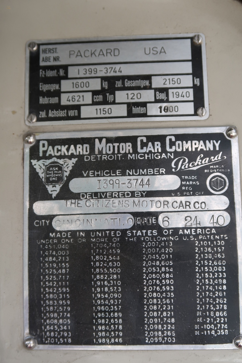 Thumbnail von Packard 1 20 Cabriolet (1940)