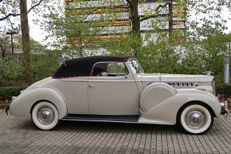 Thumbnail von Packard 1 20 Cabriolet (1940)
