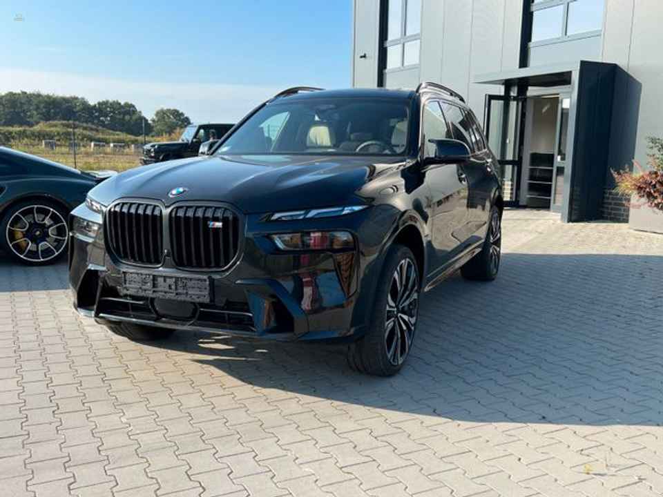 BMW X7 M60i xDrive M Pro 23" 2023