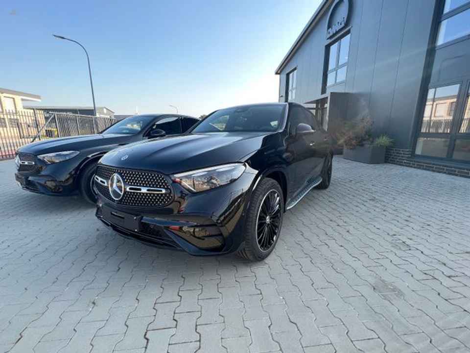 Mercedes-Benz GLC 300d 4Matic Coupè AMG AHK Head-Up