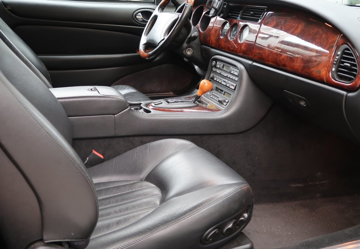 Thumbnail von Jaguar XK 8 Convertible (1997)