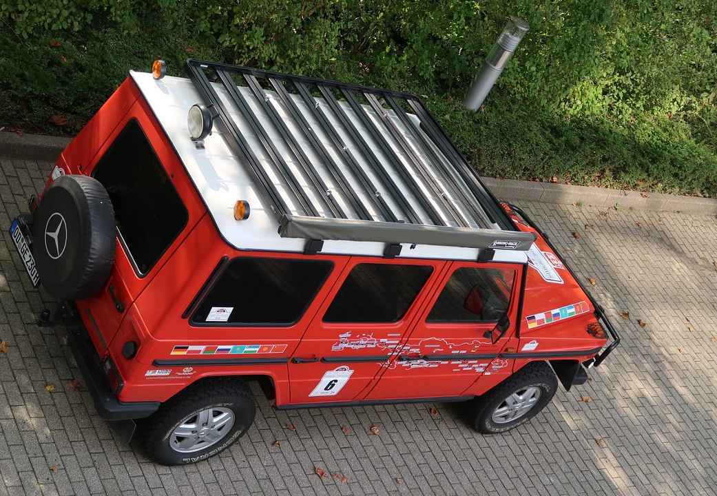 Mercedes 230 GE Expedition Vehicle (1983)