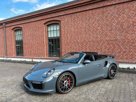 Porsche 991.2 Turbo Cabriolet Approved Lift Graphitblau