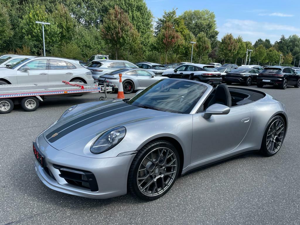 Porsche 992 Cabriolet