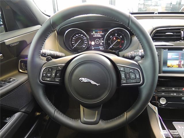 Thumbnail von Jaguar XE 20d Portfolio Aut.