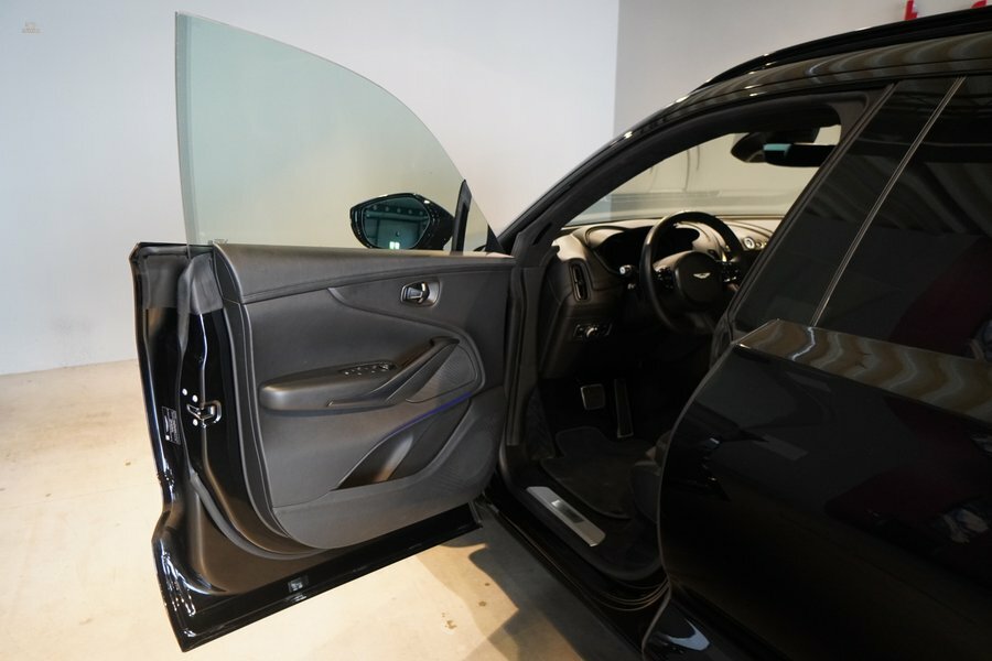 Thumbnail von Aston Martin DBX 4.0 V8