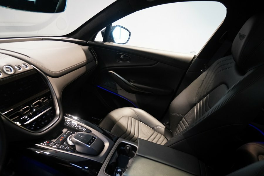 Thumbnail von Aston Martin DBX 4.0 V8