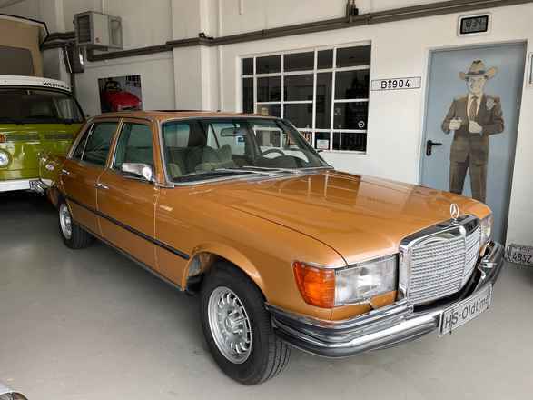 Mercedes-Benz 450 SEL