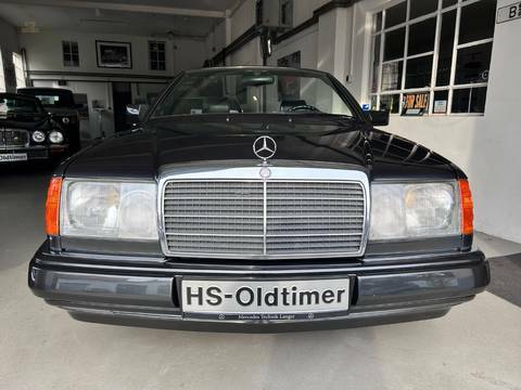 Mercedes-Benz 300 CE-24 (1993)