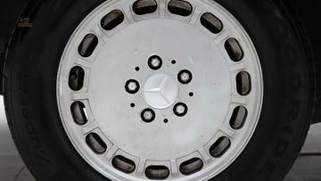 Thumbnail von Mercedes-Benz 560 SL '86