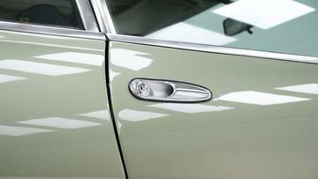 Thumbnail von Ferrari 400i '82