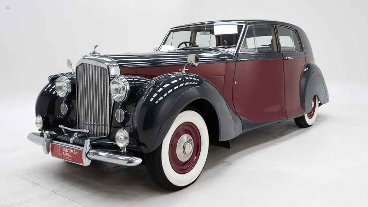 Bentley MK6 Saloon by James Young '48