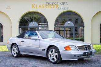 Thumbnail von Mercedes-Benz SL 300, Duits voertuig, onderhoudsboekje bijgehouden