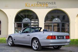 Thumbnail von Mercedes-Benz SL 300, Duits voertuig, onderhoudsboekje bijgehouden