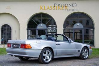 Thumbnail von Mercedes-Benz SL 300, Duits voertuig, onderhoudsboekje bijgehouden