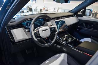 Thumbnail von Land Rover RANGE ROVER SPORT SV ED. TWO - LIGURIAN BLACK