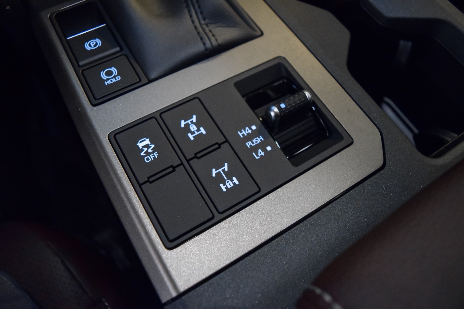 Thumbnail von Toyota Land Cruiser 2.8 VX 4WD - 7 SEATS - MTM - MTS