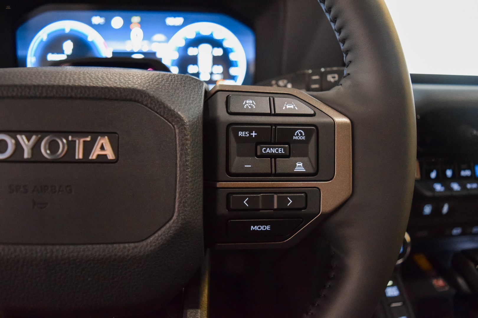 Thumbnail von Toyota Land Cruiser 2.8 VX 4WD - 7 SEATS - MTM - MTS