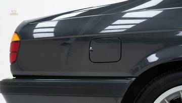 Thumbnail von BMW  730i E32 '88