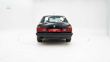 Thumbnail von BMW  730i E32 '88