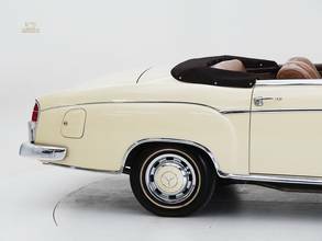 Thumbnail von Mercedes-Benz 220 SE Ponton Cabriolet '61