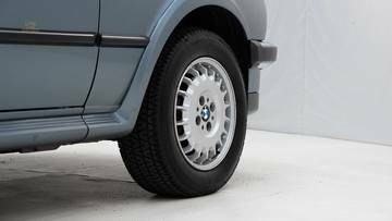 Thumbnail von BMW  325iX '87