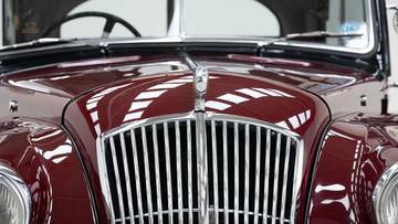 Thumbnail von AC 2 liter Saloon '52