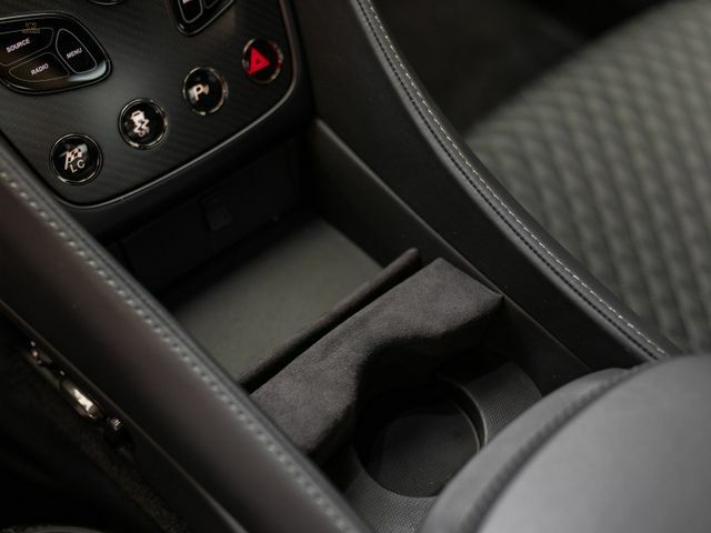 Thumbnail von Aston Martin Vanquish V12 Coupé, One of Seven