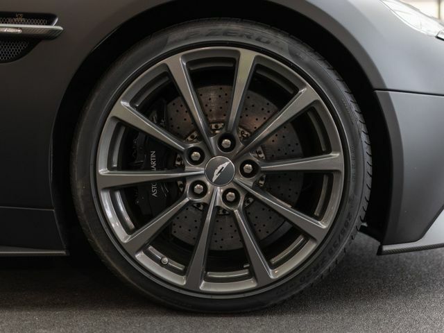 Thumbnail von Aston Martin Vanquish V12 Coupé, One of Seven