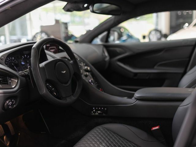 Thumbnail von Aston Martin Vanquish V12 Coupé, One of Seven