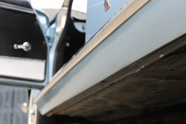 Thumbnail von Peugeot 404 Coupé