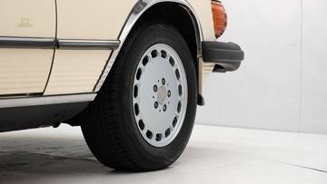 Thumbnail von Mercedes-Benz 560 SL '86