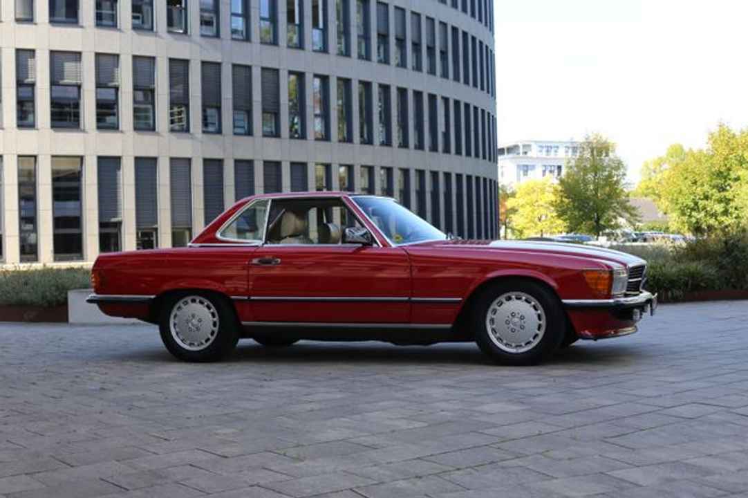 Mercedes-Benz SL 300 R107 - nur 23.825 Kilometer