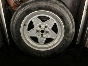 Thumbnail von Ferrari 400 400i a cambio