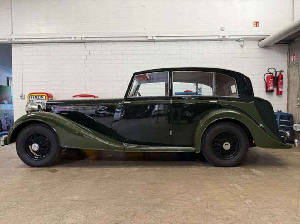 Other Other Light Super Eight