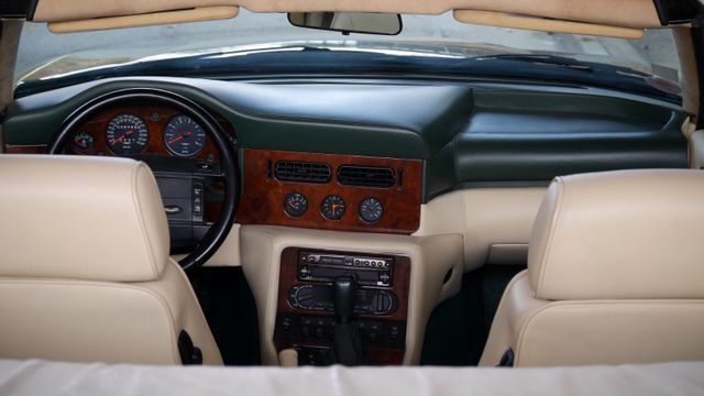 Thumbnail von Aston Martin Virage Volante // British Racing Green //perfekt