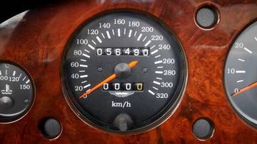 Thumbnail von Aston Martin Virage Volante // British Racing Green // perfektní